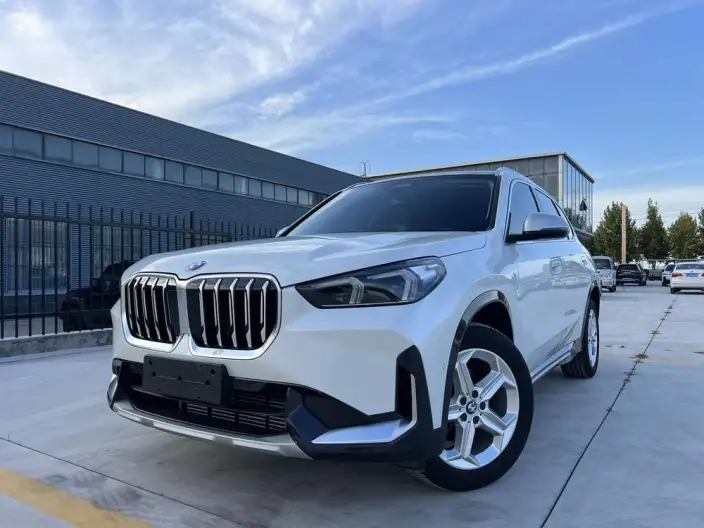 BMW X1 2023 Model sDrive20Li X Design Set – фото 1