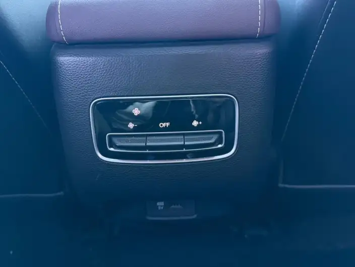 GAC Trumpchi M6 2021 Model 270T Automatic Deluxe Edition 7 seat – фото 8