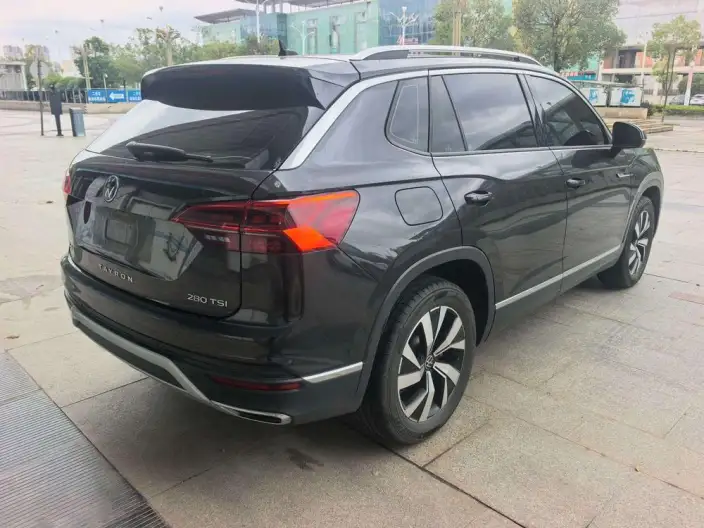 Volkswagen Tayron 2022 Model 280TSI 2WD Luxury Zhilian Edition – фото 6