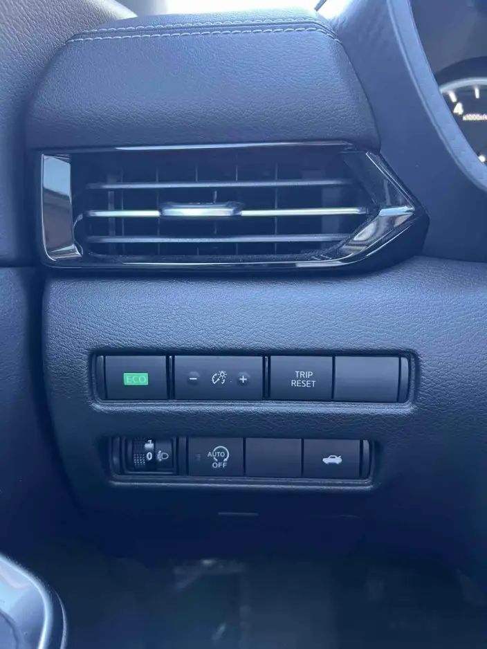 Nissan Sylphy 2022 Model 1.6L XL CVT Yuexiang Edition – фото 6