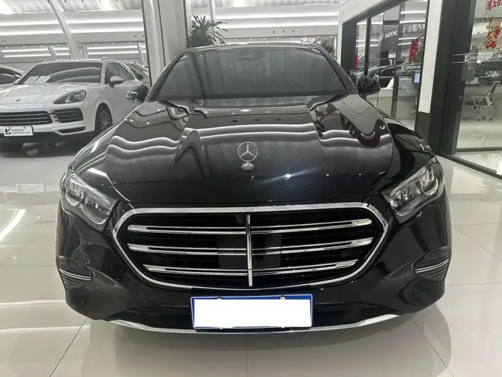 Mercedes-Benz E-Class 2025 Model Facelift E 260 L sedan – фото 2