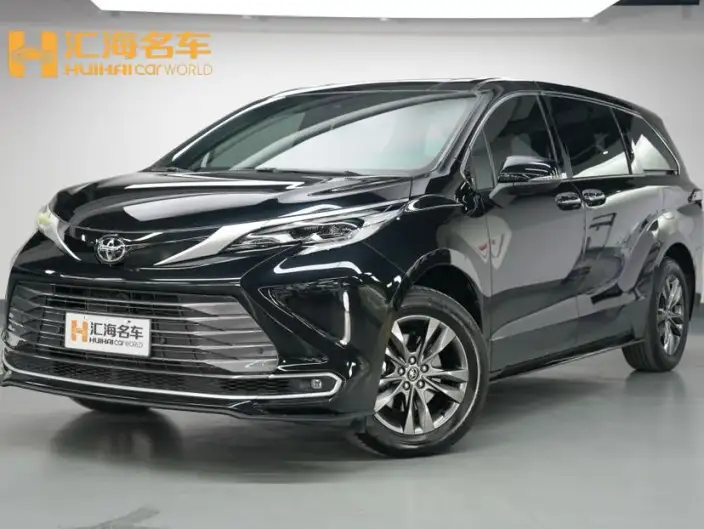 Toyota Sienna 2027 Model Hybrid 2.5L Deluxe Edition – фото 1