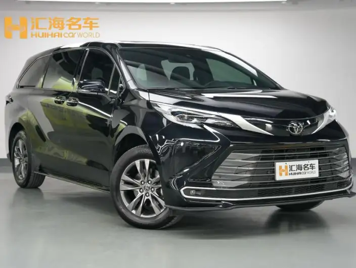 Toyota Sienna 2027 Model Hybrid 2.5L Deluxe Edition – фото 3