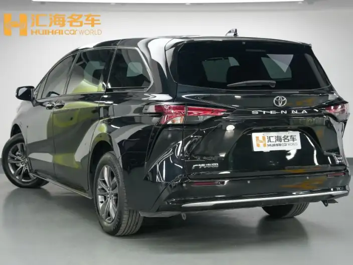 Toyota Sienna 2027 Model Hybrid 2.5L Deluxe Edition – фото 4