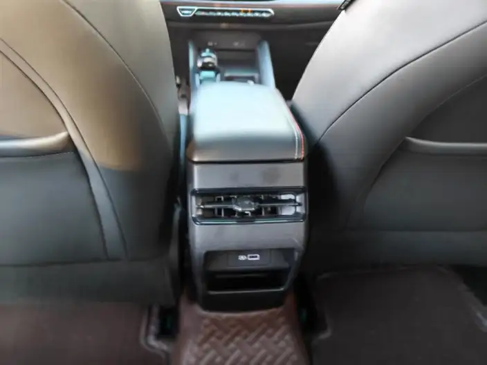 Geely Binrui 2022 Model Geely Binrui COOL 1.5T DCT Thunder Edition – фото 8