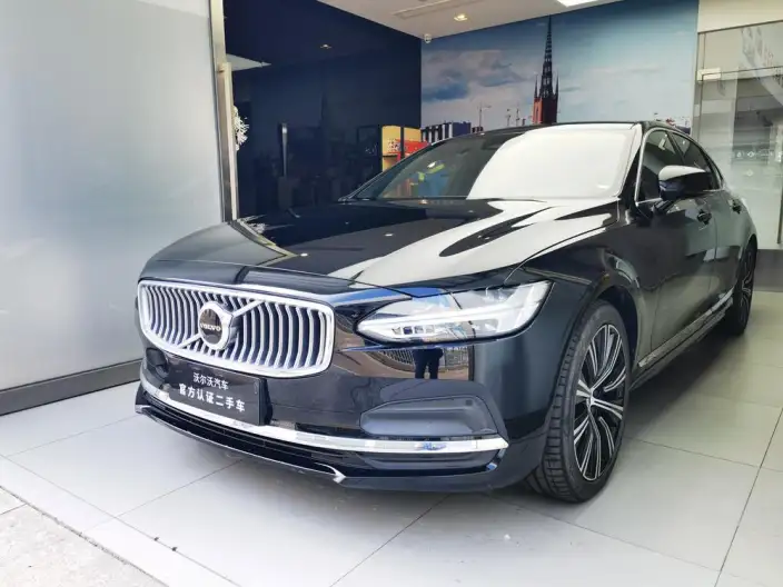 Volvo S90 2025 Model B5 Smart Range Deluxe Edition