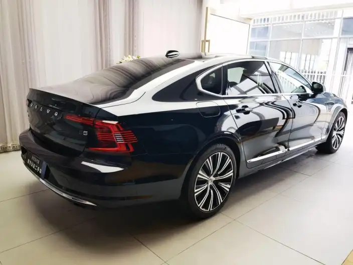 Volvo S90 2025 Model B5 Smart Range Deluxe Edition – фото 5