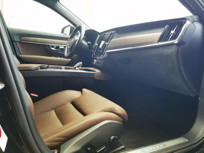 Volvo S90 2025 Model B5 Smart Range Deluxe Edition – фото 8