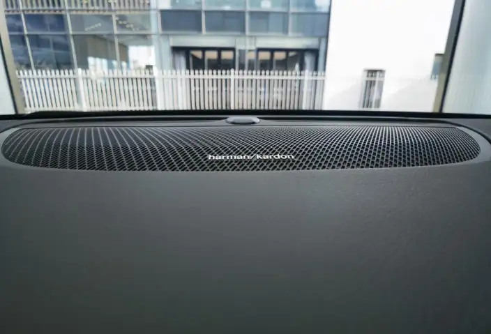 Volvo S90 2025 Model B5 Smart Range Deluxe Edition – фото 10