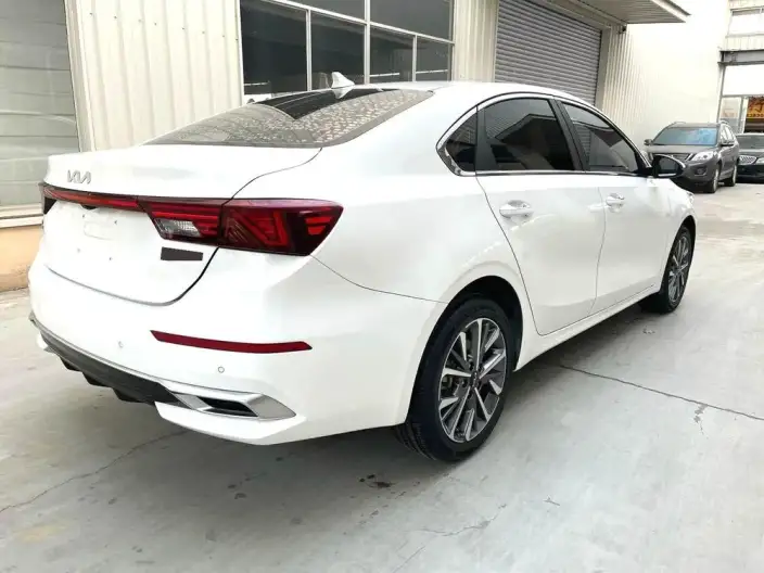 Kia K3 2021 Model Facelift 1.5L CVT Youth Edition – фото 6