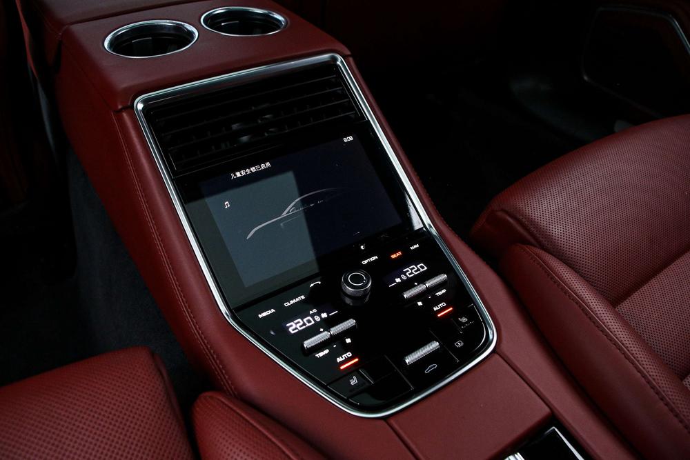 Panamera Модель 2019 года Panamera 4 Executive Extended Edition 2.9T – фото 7