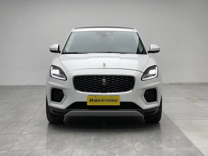 Jaguar E-PACE 2024 Model Youth Sports Edition R-DYNAMIC