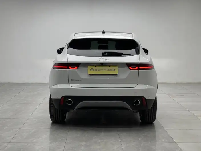 Jaguar E-PACE 2024 Model Youth Sports Edition R-DYNAMIC – фото 6