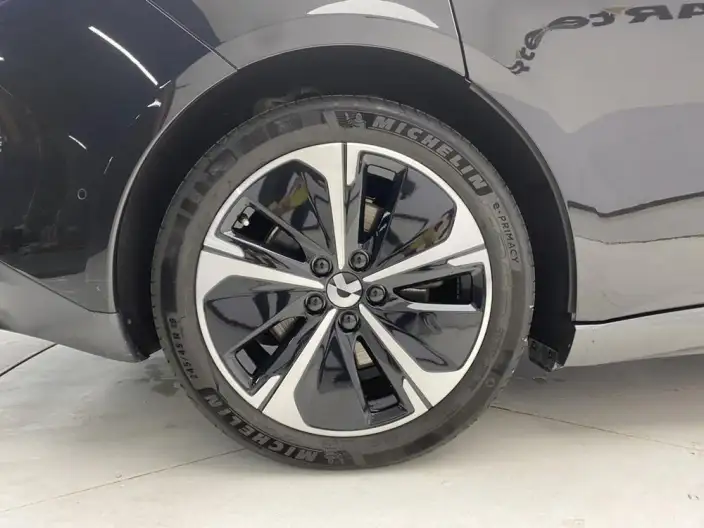 NIO ET5T 2025 Model 75kWh – фото 9