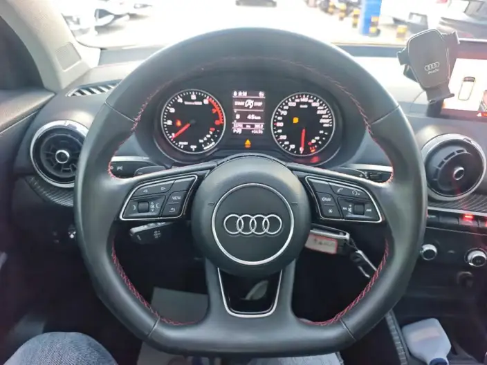 AUDI Q2L 2022 Model 35 TFSI Enterprising Dynamic Model – фото 10