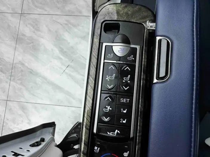Buick GL8 2023 Model ES Luzun 2.0T Comfort Model – фото 8