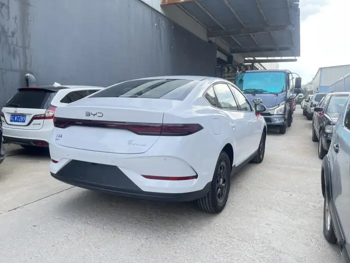 BYD Qin PLUS DM 2026 Model DM-i 128KM Enterprising Model – фото 6