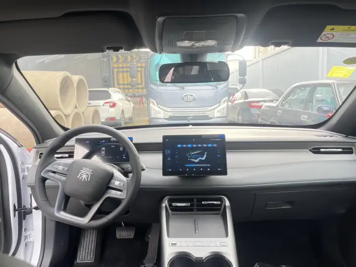 BYD Qin PLUS DM 2026 Model DM-i 128KM Enterprising Model – фото 7