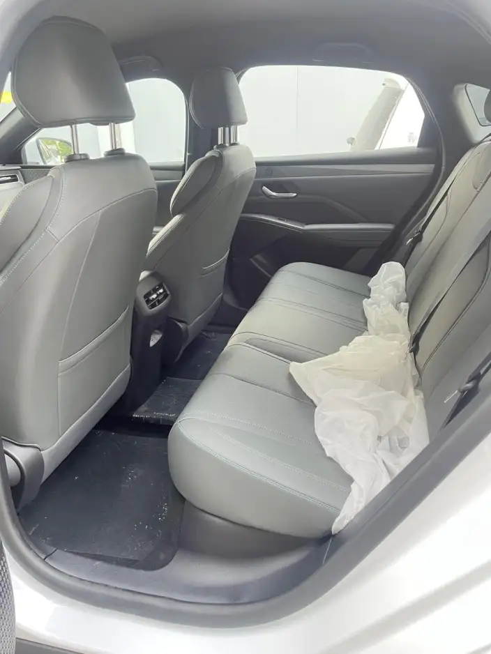 BYD Qin PLUS DM 2026 Model DM-i 128KM Enterprising Model – фото 9