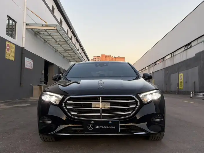 Mercedes-Benz E-Class 2025 Model E 300 L Luxury Model sedan – фото 2