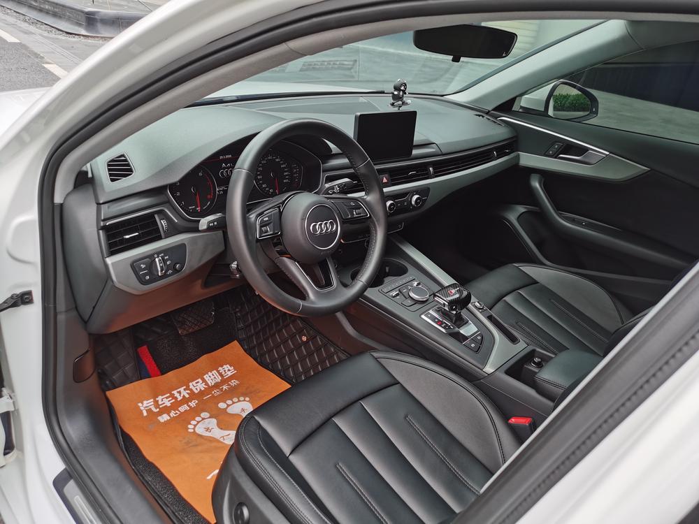 Audi A4L 2018 30th Anniversary 30 TFSI Entry – фото 14