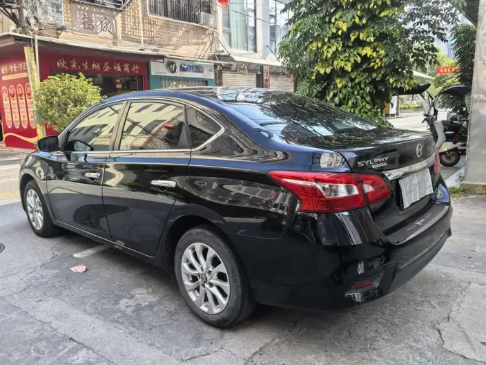 Nissan Sylphy 2021 Model Classic 1.6 XL CVT Deluxe Edition – фото 3