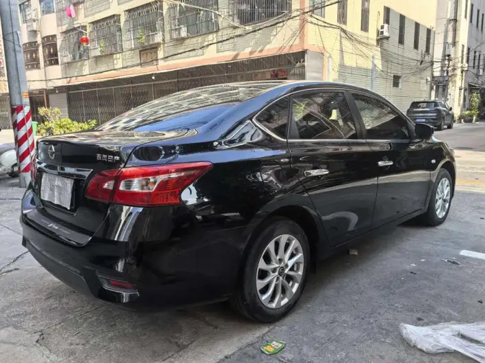Nissan Sylphy 2021 Model Classic 1.6 XL CVT Deluxe Edition – фото 5
