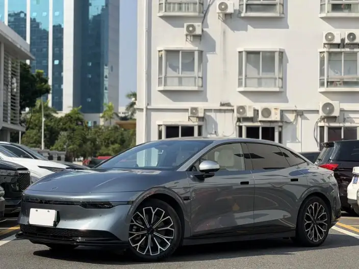 ZEEKR 007 2024 Model Rear Drive Edition 75kWh – фото 1