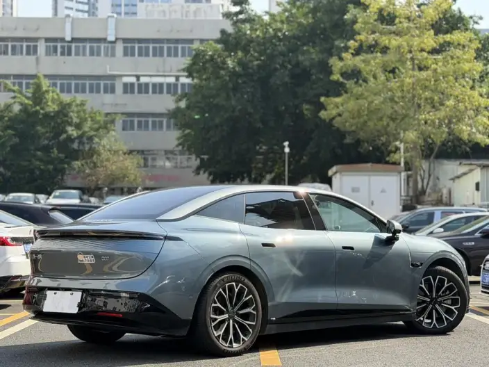 ZEEKR 007 2024 Model Rear Drive Edition 75kWh – фото 2