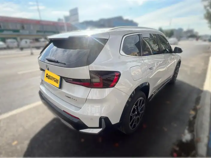 BMW X1 2026 Model sDrive25Li X Design Set – фото 2