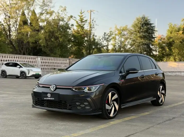 Volkswagen Golf GTI 2021 Model 380TSI DSG GTI – фото 1