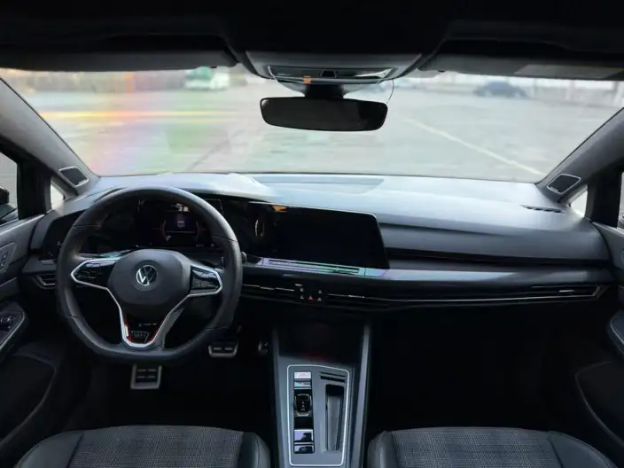 Volkswagen Golf GTI 2021 Model 380TSI DSG GTI – фото 7