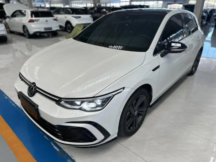 Volkswagen Golf 2024 Model 280TSI DSG R-Line 50 Legend Edition – фото 1