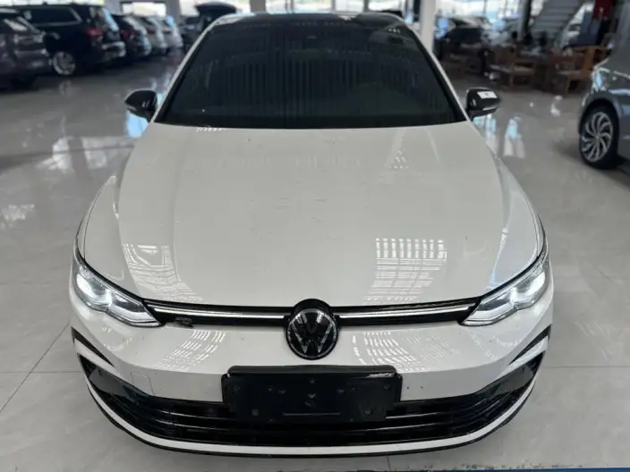 Volkswagen Golf 2024 Model 280TSI DSG R-Line 50 Legend Edition – фото 2