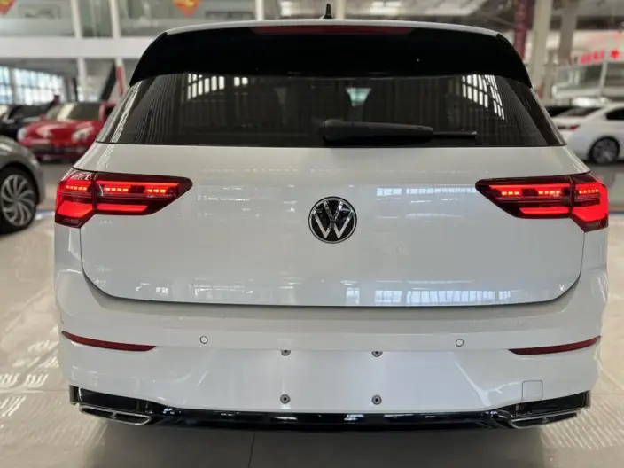 Volkswagen Golf 2024 Model 280TSI DSG R-Line 50 Legend Edition – фото 5