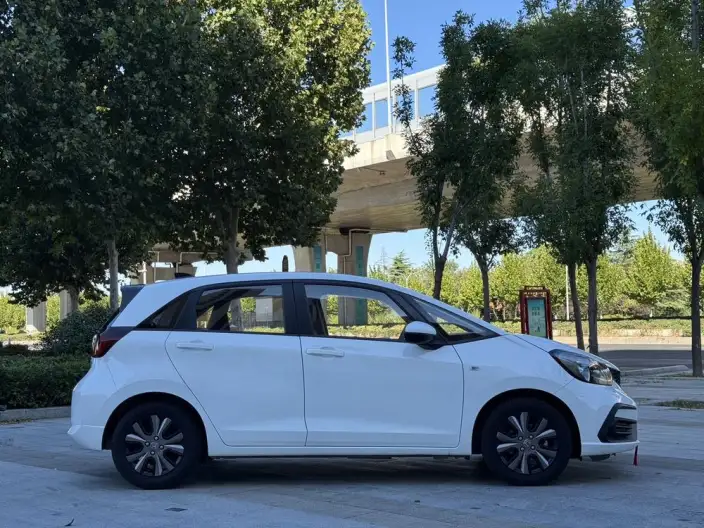 Honda Fit 2022 Model 1.5L CVT Tide Enjoy Skylight Edition – фото 6
