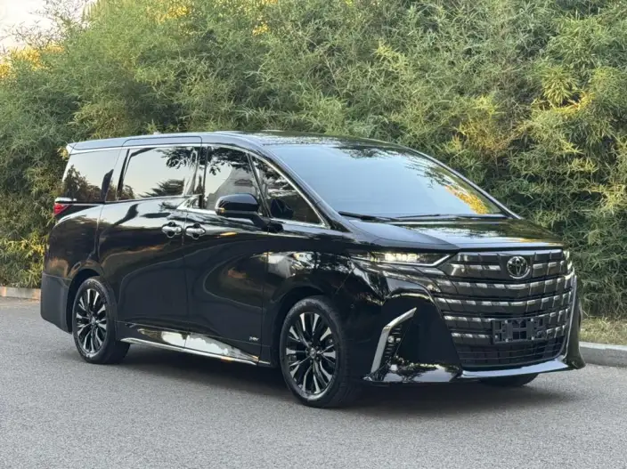 Elfa 2023 Model 2.5L Intelligent Hybrid 4WD Premium