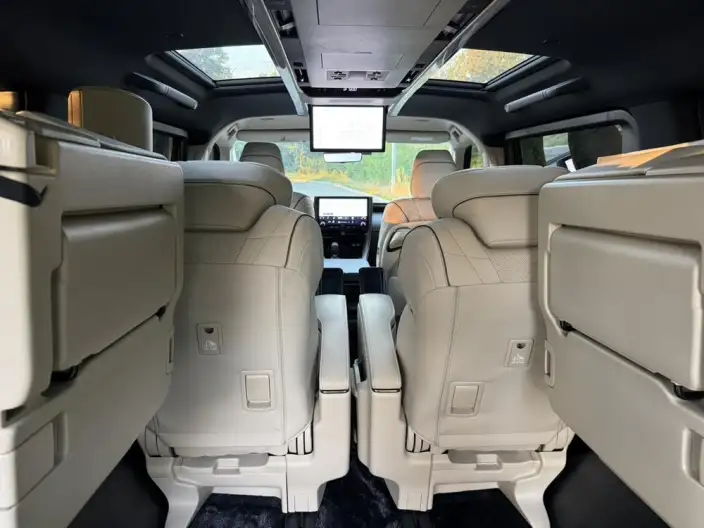 Elfa 2023 Model 2.5L Intelligent Hybrid 4WD Premium – фото 7