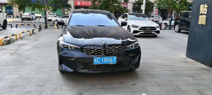 BMW 3 Series 2023 Model 325Li M Sports Set – фото 2