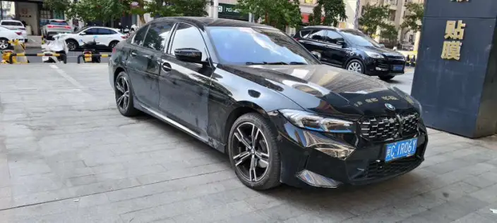 BMW 3 Series 2023 Model 325Li M Sports Set – фото 3