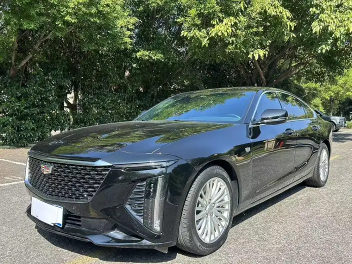Cadillac CT6 2023 Model 28T Fashion Model