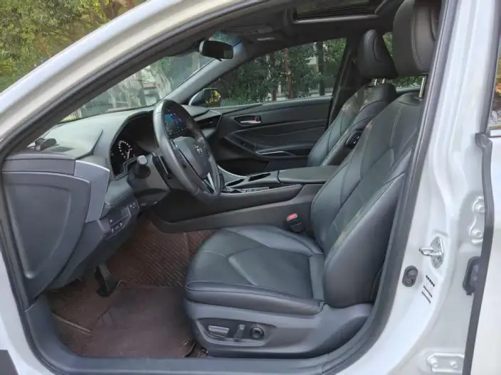 Toyota Avalon 2023 Model 2.5L Automatic Deluxe Edition – фото 8