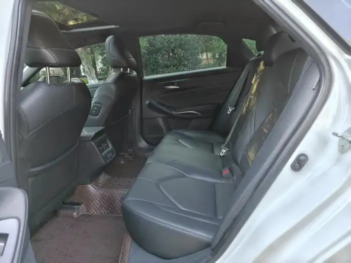 Toyota Avalon 2023 Model 2.5L Automatic Deluxe Edition – фото 9