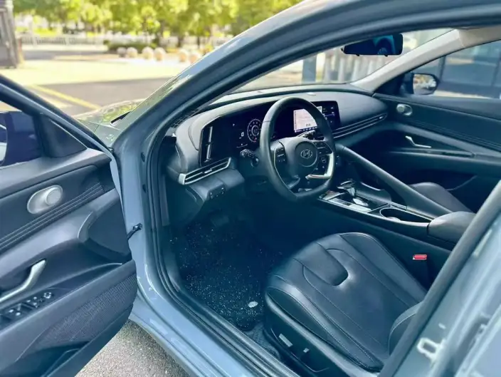 Hyundai Ioniq 2022 Model 1.5L CVT TOP Ultimate Edition – фото 8