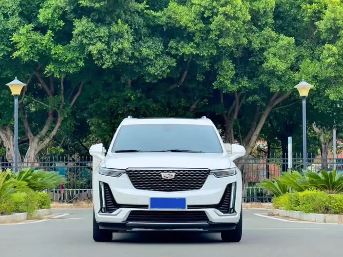 Cadillac XT6 2022 Model 2.0T VII seat 2WD Luxury Model – фото 2