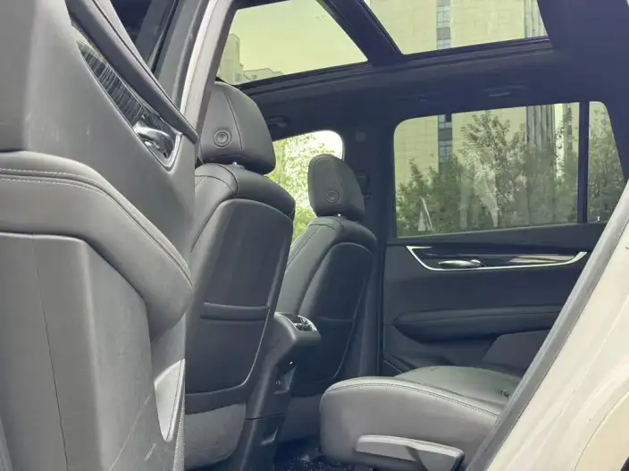 Cadillac XT6 2022 Model 2.0T VII seat 2WD Luxury Model – фото 9