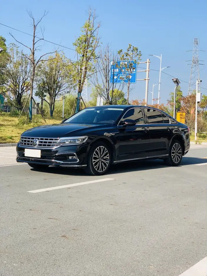 Volkswagen Phaeton 2021 Model 380TSI Deluxe Edition – фото 1