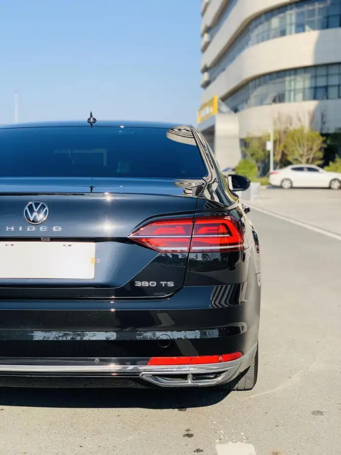 Volkswagen Phaeton 2021 Model 380TSI Deluxe Edition – фото 9