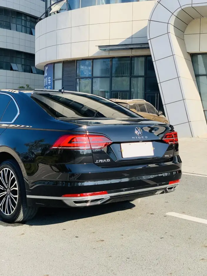 Volkswagen Phaeton 2021 Model 380TSI Deluxe Edition – фото 10