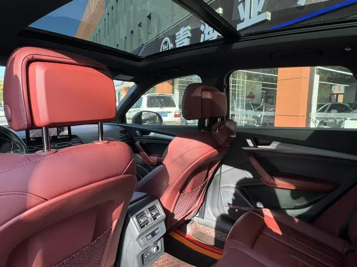 Audi Q5L 2023 Model 45T Luxury Dynamic Model – фото 8